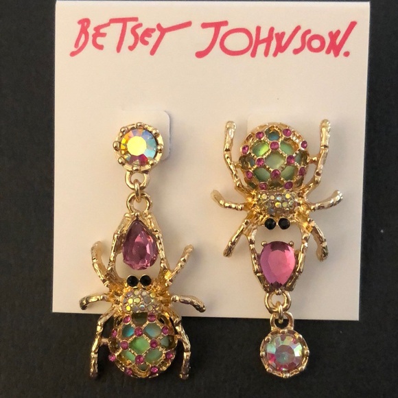 Betsey Johnson Gold Tone Creepshow Spider Mismatch Drop Earrings Crystal NWT - Picture 8 of 11